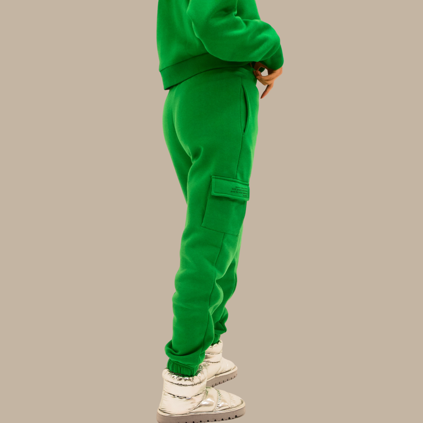 Jogger "MENTAL HEALTH" - Schwarz GOOD GIRL BAD HABITS