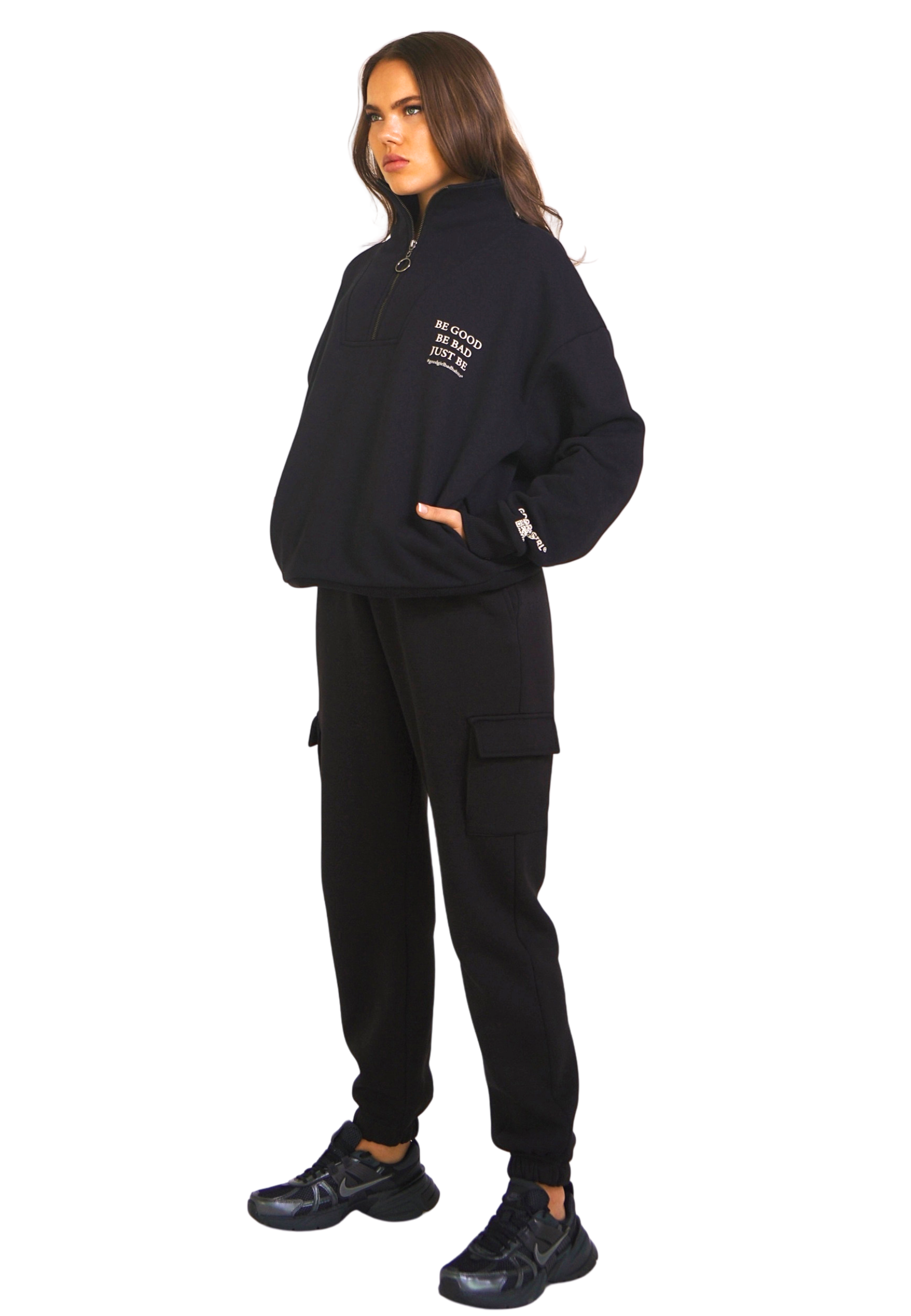 KAMULAU Half Zip Sweat Schwarz GOOD GIRL BAD HABITS