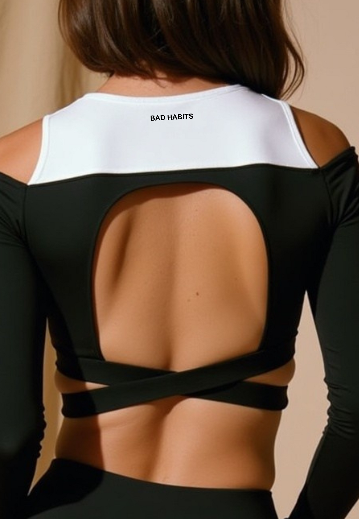 Cut Out Longsleeve "GOOD GIRL - BAD HABITS" - Schwarz/ Weiss
