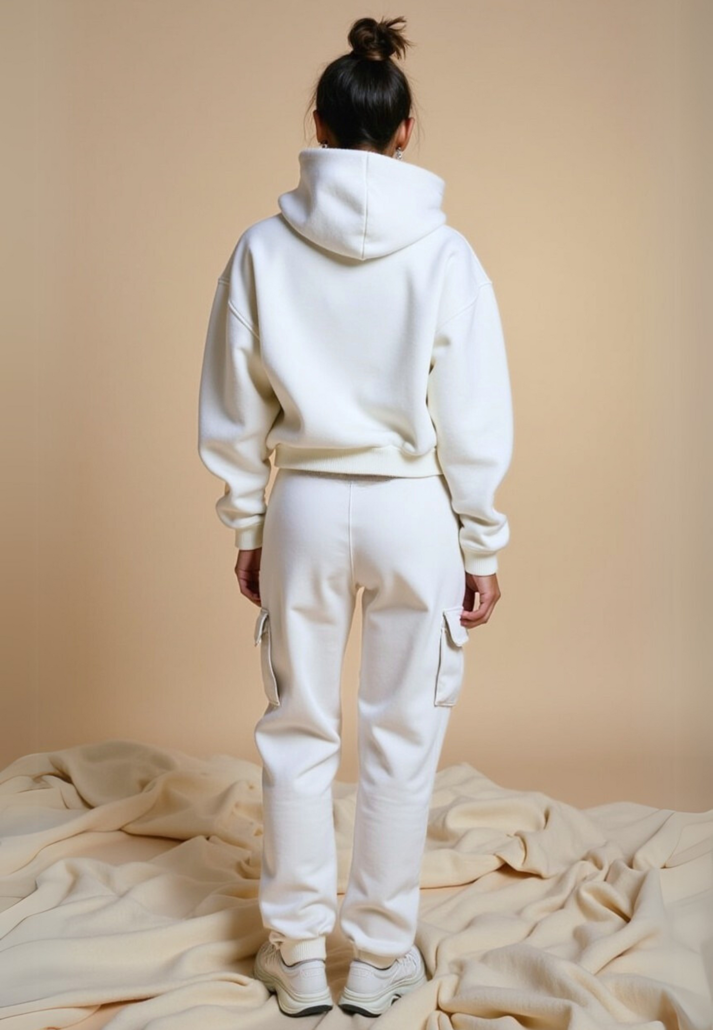Crop Hoodie "TWENTY YEARS FROM NOW" - Weiss