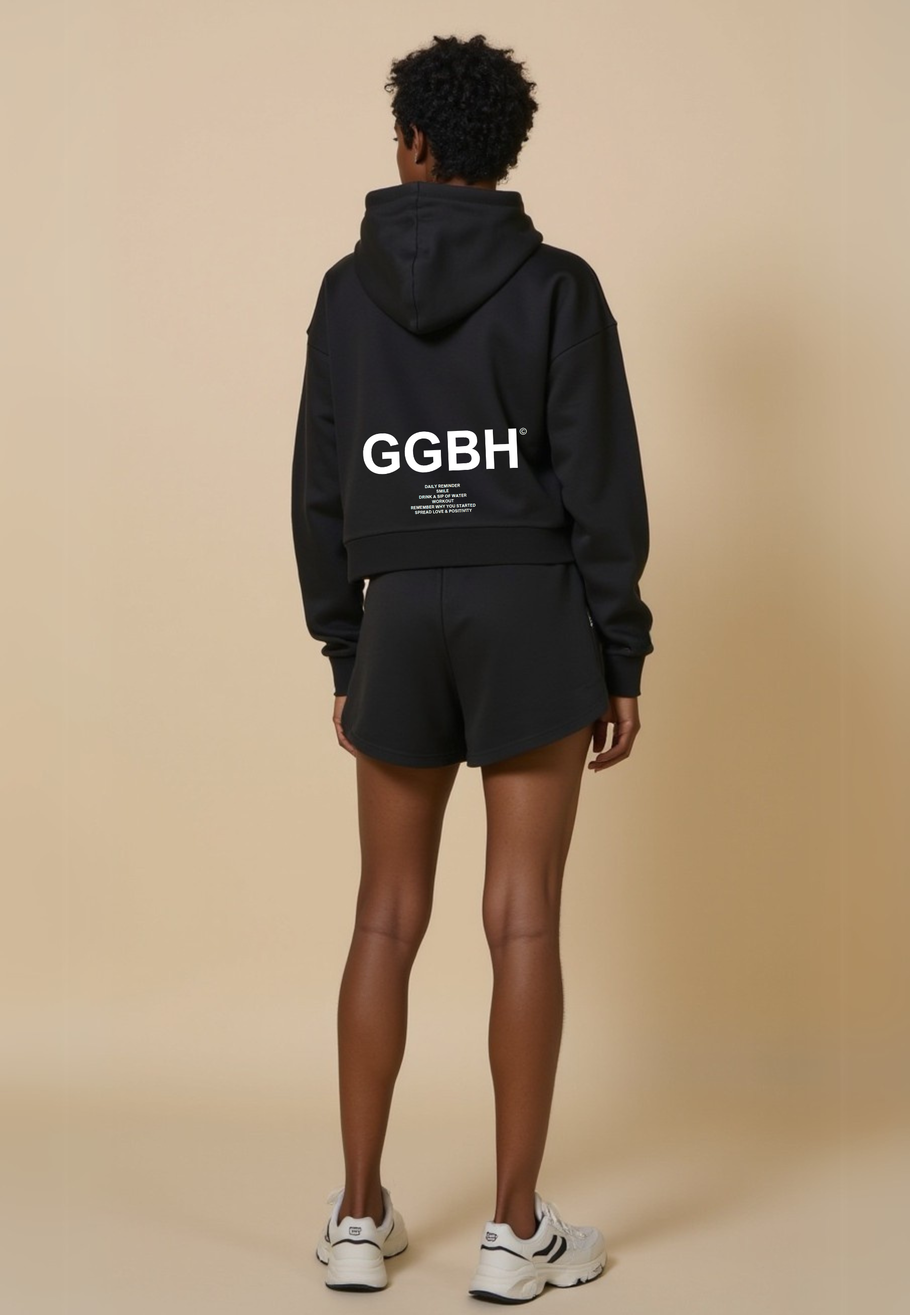 Crop Hoodie mit Reißverschluss "GGBH" - Weiss GOOD GIRL BAD HABITS