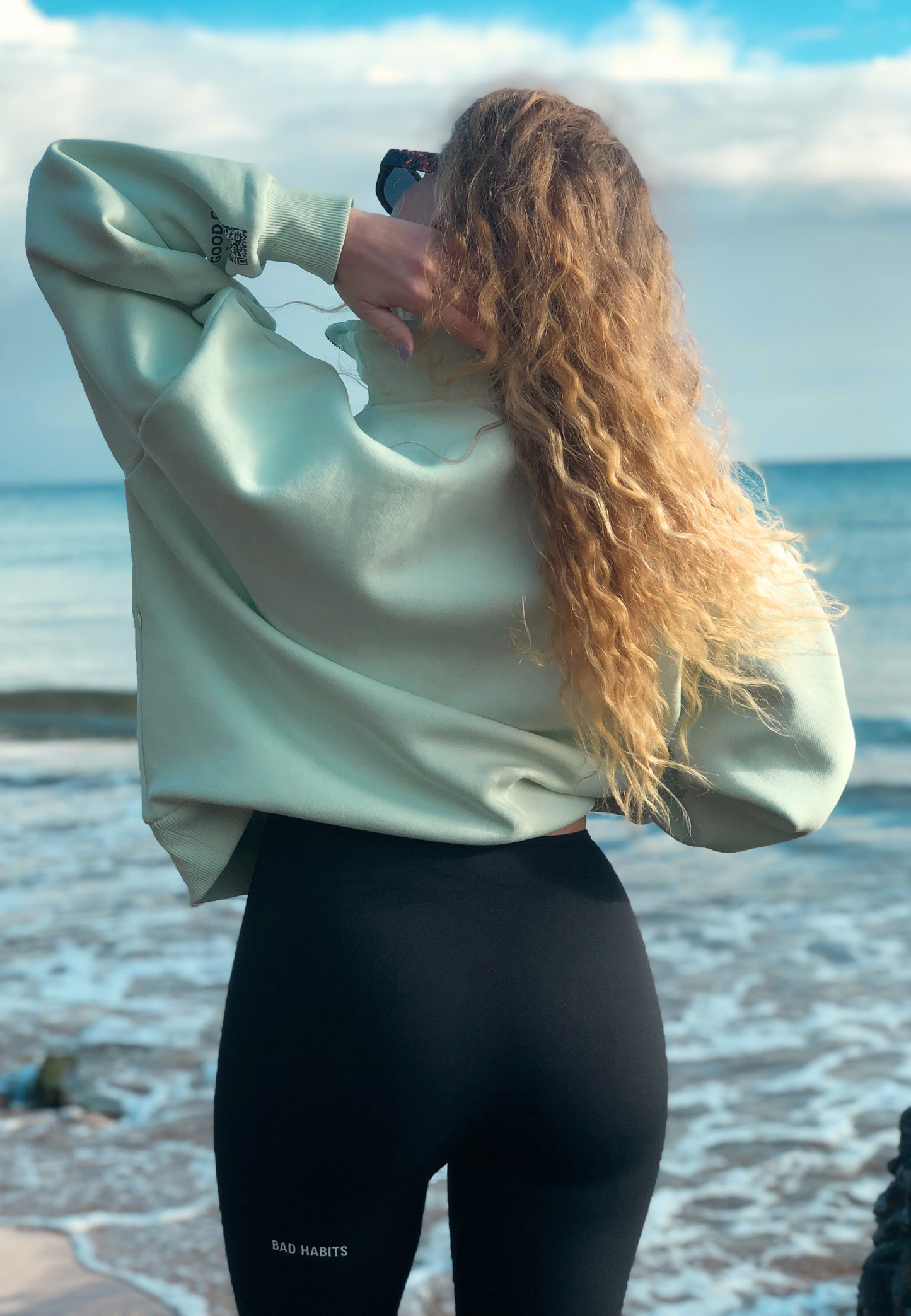 KAMULAU Half Zip Sweat Black