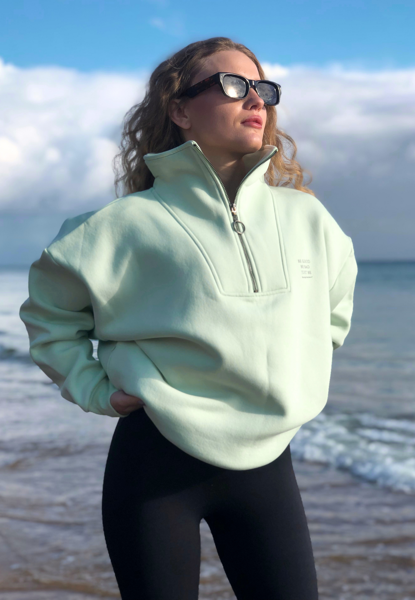 KAMULAU Half Zip Sweat Black