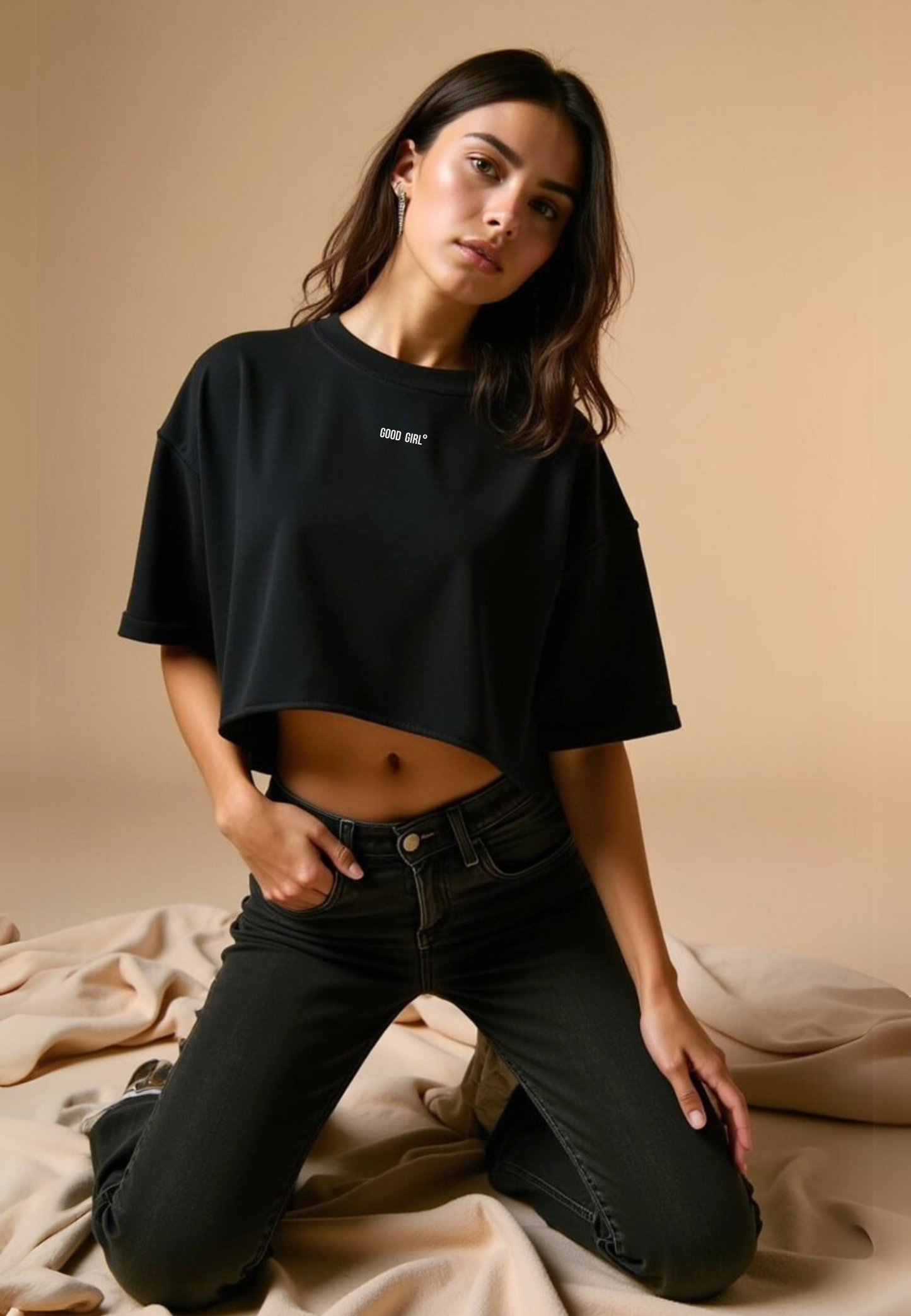 Statement Crop T-Shirt "GOOD GIRL - BAD HABITS" - White