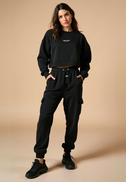 Crew Neck Sweat "GOOD ENOUGH FOR" - Schwarz